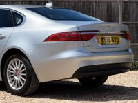 USED 2019 19 JAGUAR XF 2.0 XF Prestige D Auto 4dr Sat Nav Heated Seats