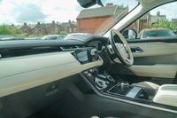 USED 2018 68 LAND ROVER RANGE ROVER VELAR 2.0 D180 R-Dynamic HSE SUV 5dr Diesel Auto 4WD Euro 6 (s/s) (180 ps) 