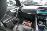 USED 2019 19 JAGUAR F-PACE 2.0 D180 R-Sport SUV 5dr Diesel Auto AWD Euro 6 (s/s) (180 ps) 