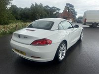 USED 2015 15 BMW Z4 2.0 20i Convertible 2dr Petrol Auto sDrive Euro 6 (184 ps) GREAT CONDTION BMW Z4 CONVERTIBLE IN WHITE WITH RED LEATHER