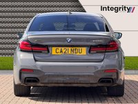 USED 2021 21 BMW 5 SERIES 4.4 M550i V8 Saloon 4dr Petrol Steptronic xDrive Euro 6 (s/s) (530 ps) Technology Pack | Visibility Pack