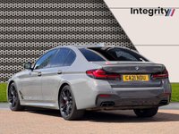 USED 2021 21 BMW 5 SERIES 4.4 M550i V8 Saloon 4dr Petrol Steptronic xDrive Euro 6 (s/s) (530 ps) Technology Pack | Visibility Pack