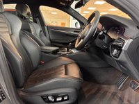 USED 2021 21 BMW 5 SERIES 4.4 M550i V8 Saloon 4dr Petrol Steptronic xDrive Euro 6 (s/s) (530 ps) Technology Pack | Visibility Pack