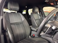 USED 2019 19 LAND ROVER RANGE ROVER VELAR 2.0 P250 R-Dynamic SE SUV 5dr Petrol Auto 4WD Euro 6 (s/s) (250 ps) LR History | 20" Alloys | Black Pk