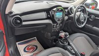 USED 2019 69 MINI HATCH 1.5 Cooper Classic Hatchback 3dr Petrol Manual Euro 6 (s/s) (136 ps) *** LOW MILEAGE - NAVIGATION PACKAGE WORTH &pound;900 - BLUETOOTH ***