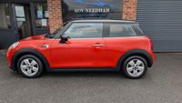 USED 2019 69 MINI HATCH 1.5 Cooper Classic Hatchback 3dr Petrol Manual Euro 6 (s/s) (136 ps) *** LOW MILEAGE - NAVIGATION PACKAGE WORTH &pound;900 - BLUETOOTH ***