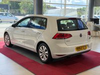 USED 2013 63 VOLKSWAGEN GOLF 1.4 TSI BlueMotion Tech SE Hatchback 5dr Petrol Manual Euro 5 (s/s) (122 ps) LOW MILEAGE, PARKING SENSORS, CRUISE CONTROL, DAB RADIO, BLUETOOTH TELEPHONE STREAMING, MULTI FUNCTIONING STEERING WHEEL, AIR CONDITIONING