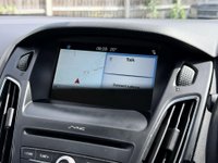 USED 2017 67 FORD FOCUS 1.0 Focus Titanium 5dr Sat Nav Apple CarPlay