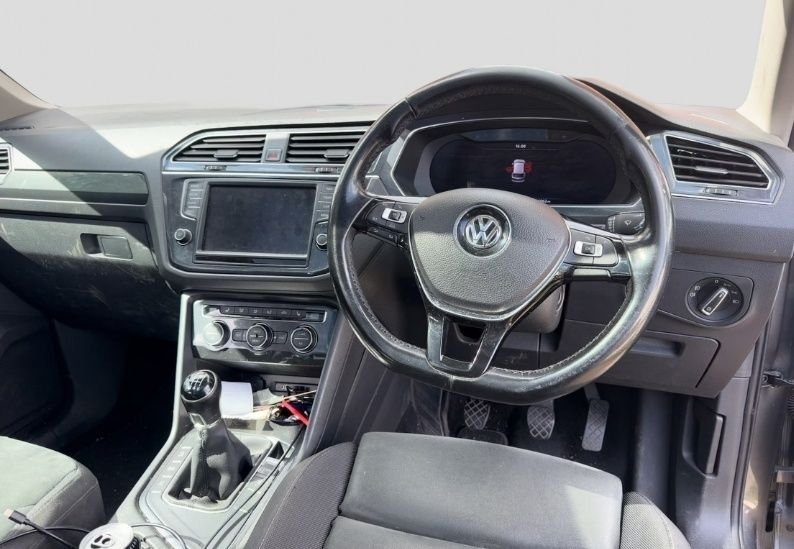 USED 2017 17 VOLKSWAGEN TIGUAN 2.0 TDI BlueMotion Tech SEL SUV 5dr Diesel Manual Euro 6 (s/s) (150 ps)