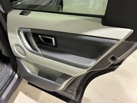 USED 2015 65 LAND ROVER DISCOVERY SPORT 2.0 TD4 HSE Luxury SUV 5dr Diesel Auto 4WD Euro 6 (s/s) (180 ps) 