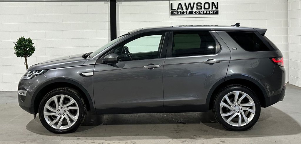 USED 2015 65 LAND ROVER DISCOVERY SPORT 2.0 TD4 HSE Luxury SUV 5dr Diesel Auto 4WD Euro 6 (s/s) (180 ps) 