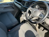 USED 2020 20 VOLKSWAGEN TRANSPORTER 2.0 TDI T28 STARTLINE AIR CON 6dr SWB EURO 6 * L&C GROUP WILL BEAT ANY 'WE BUY ANY CAR' FOR YOUR PART EXCHANGE *