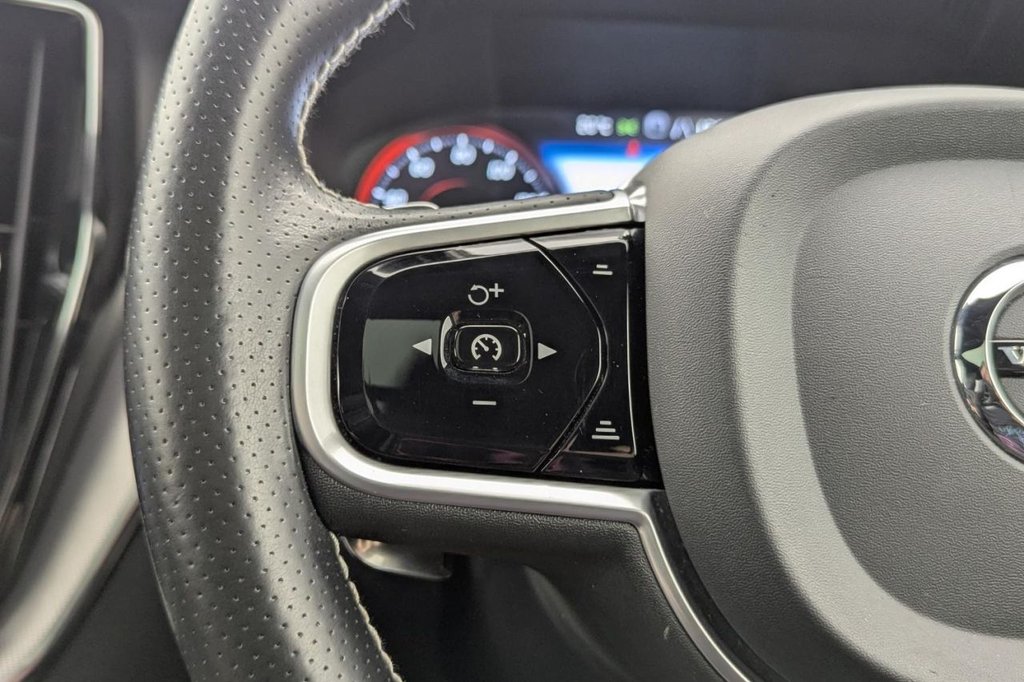 USED 2018 18 VOLVO XC60 2.0 D5 PowerPulse R-Design Pro SUV 5dr Diesel Auto AWD Euro 6 (s/s) (235 ps) **&pound;9,450 Of Optional Extras**