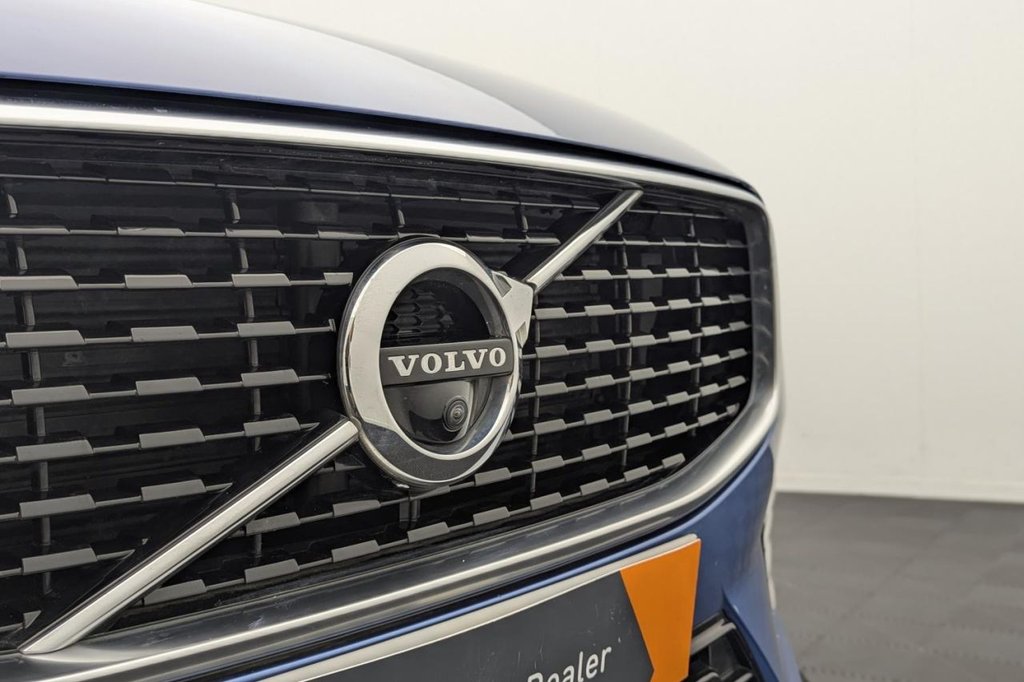 USED 2018 18 VOLVO XC60 2.0 D5 PowerPulse R-Design Pro SUV 5dr Diesel Auto AWD Euro 6 (s/s) (235 ps) **&pound;9,450 Of Optional Extras**