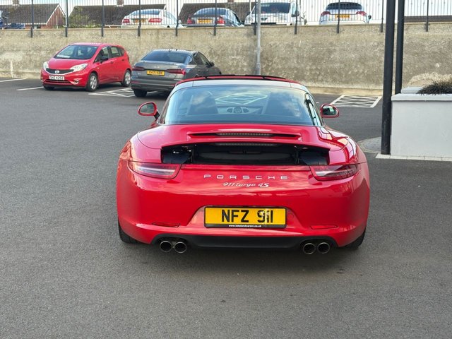 View our PORSCHE 911