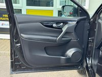 USED 2017 17 NISSAN QASHQAI 1.2 DIG-T Tekna SUV 5dr Petrol XTRON Euro 6 (s/s) (115 ps) Comprehensive Service History  |  Only 2 Owners From Brand New
