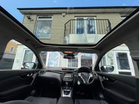 USED 2017 17 NISSAN QASHQAI 1.2 DIG-T Tekna SUV 5dr Petrol XTRON Euro 6 (s/s) (115 ps) Comprehensive Service History  |  Only 2 Owners From Brand New