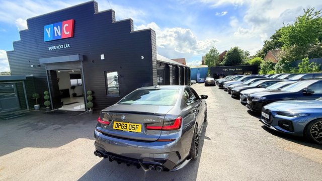 View our BMW 3 SERIES