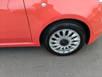 USED 2019 19 FIAT 500 1.2 Lounge Hatchback 3dr Petrol Manual Euro 6 (s/s) (69 bhp) ONLY 17,214 MILES FROM NEW