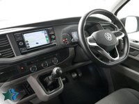 USED 2024 24 VOLKSWAGEN TRANSPORTER T28 2.0 TDI 110 BHP SWB STARTLINE EDITION 1 OWNER | AIR CON | CARPLAY | 3 SEATS !