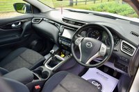 USED 2014 14 NISSAN QASHQAI 1.2 DIG-T Acenta Premium SUV 5dr Petrol Manual 2WD Euro 5 (s/s) (115 ps) 9 SERVICES + NEW MOT! PAN ROOF, SAT NAV, CAMERA, SENSORS!
