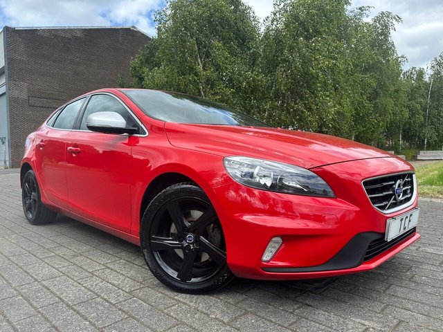 View our VOLVO V40
