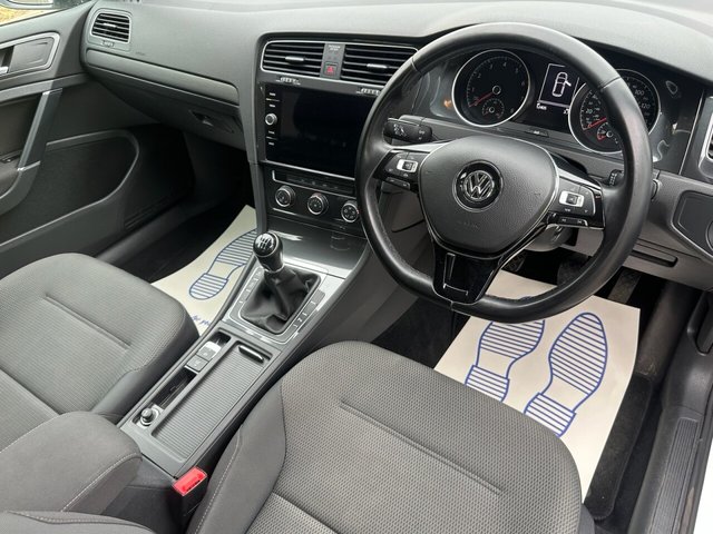 View our VOLKSWAGEN GOLF