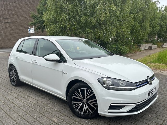 View our VOLKSWAGEN GOLF