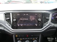 USED 2020 20 VOLKSWAGEN T-ROC 1.5 TSI GPF EVO R-Line SUV 5dr Petrol DSG Euro 6 (s/s) (150 ps) 