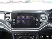 USED 2019 69 VOLKSWAGEN T-ROC 1.5 TSI GPF EVO R-Line SUV 5dr Petrol Manual Euro 6 (s/s) (150 ps) 