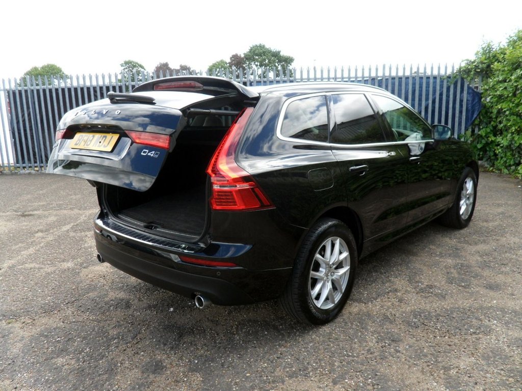 USED 2018 18 VOLVO XC60 2.0 D4 Momentum SUV 5dr Diesel Manual AWD Euro 6 (s/s) (190 ps) Blond Leather ReverseCamera Privacy