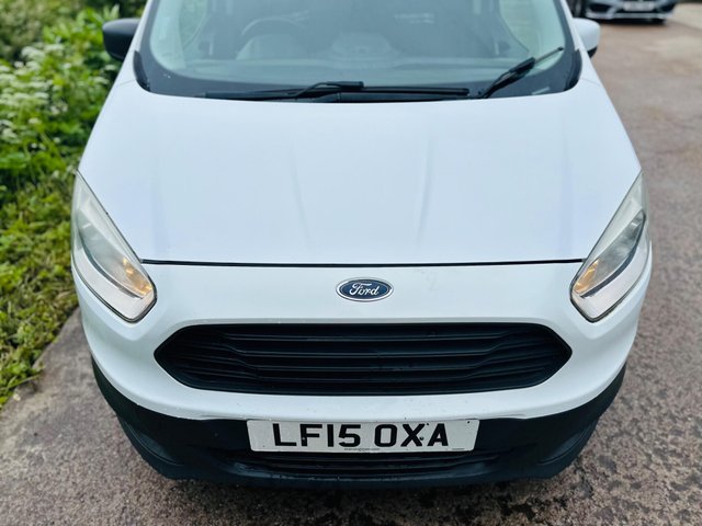 View our FORD TRANSIT COURIER