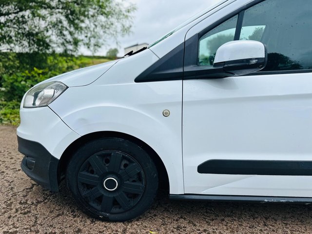 View our FORD TRANSIT COURIER