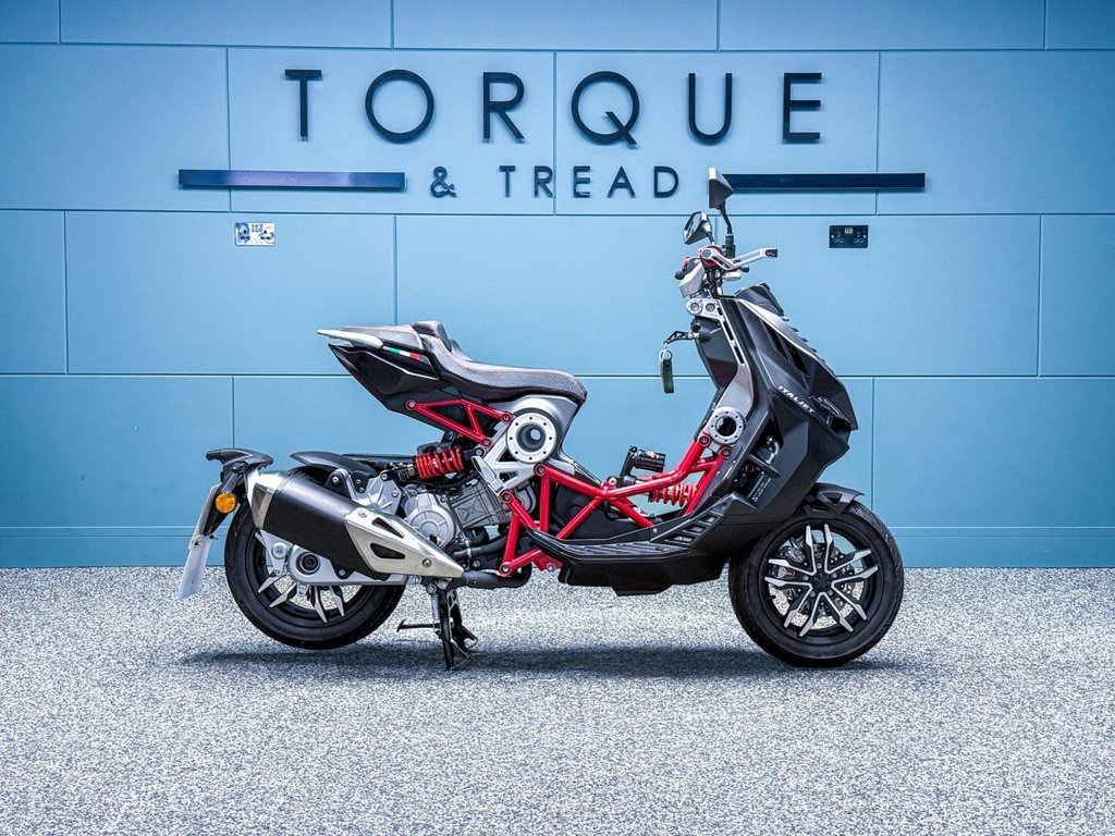 View our ITALJET DRAGSTER 125