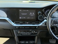 USED 2022 22 KIA NIRO 64kWh 2 SUV 5dr Electric Auto (201 bhp) 