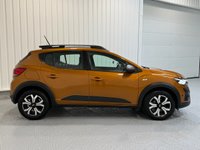 USED 2023 23 DACIA SANDERO STEPWAY 1.0 TCe Journey Hatchback 5dr Petrol CVT automatic 90 bhp 
