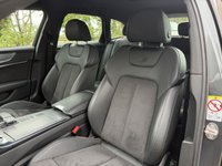 USED 2019 69 AUDI A6 AVANT 2.0 TDI 40 S line Estate 5dr Diesel S Tronic Euro 6 (s/s) (204 ps) 19'' ALLOYS,PARK ASSIST+CAMERA