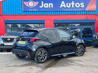 USED 2022 72 TOYOTA YARIS 1.5 VVT-h Design E-CVT Euro 6 (s/s) 5dr Full SH+1owner+Nav+Camera