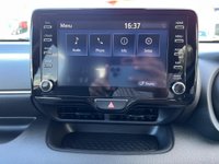 USED 2022 72 TOYOTA YARIS 1.5 VVT-h Design E-CVT Euro 6 (s/s) 5dr Full SH+1owner+Nav+Camera