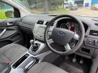 USED 2011 J FORD KUGA 2.0 TDCi Zetec SUV 5dr Diesel Manual 2WD Euro 5 (140 ps) HEATED SEATS, SAT NAV, BLUETOOTH