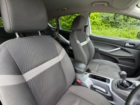 USED 2011 J FORD KUGA 2.0 TDCi Zetec SUV 5dr Diesel Manual 2WD Euro 5 (140 ps) HEATED SEATS, SAT NAV, BLUETOOTH