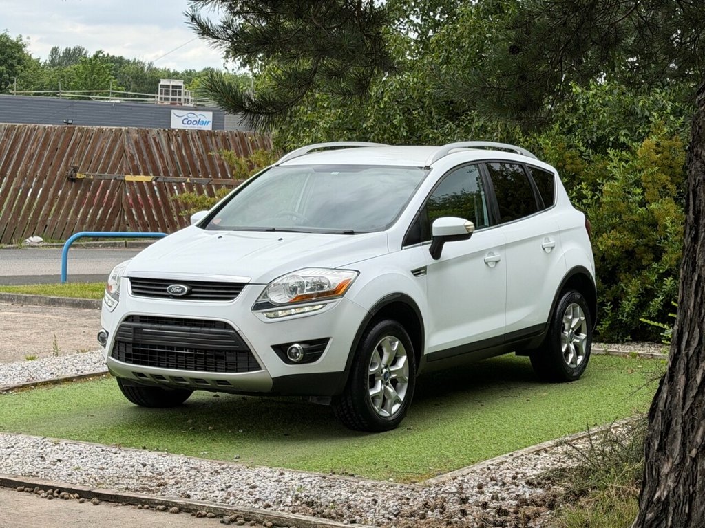USED 2011 J FORD KUGA 2.0 TDCi Zetec SUV 5dr Diesel Manual 2WD Euro 5 (140 ps) HEATED SEATS, SAT NAV, BLUETOOTH