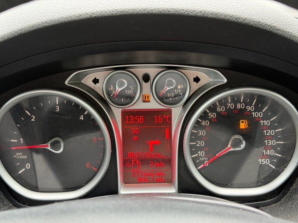 USED 2011 J FORD KUGA 2.0 TDCi Zetec SUV 5dr Diesel Manual 2WD Euro 5 (140 ps) HEATED SEATS, SAT NAV, BLUETOOTH