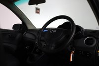 USED 2012 12 HYUNDAI I10 1.2 Active Hatchback 5dr Petrol Manual Euro 5 (85 bhp) 8 Stamp SERVICE HISTORY