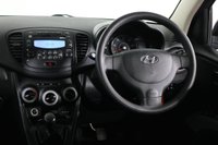 USED 2012 12 HYUNDAI I10 1.2 Active Hatchback 5dr Petrol Manual Euro 5 (85 bhp) 8 Stamp SERVICE HISTORY
