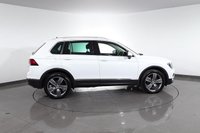 USED 2016 66 VOLKSWAGEN TIGUAN 2.0 TDI BlueMotion Tech SEL SUV 5dr Diesel Manual 4Motion Euro 6 (s/s) (150 ps) 8 stamp SERVICE HISTORY - 2 KEYS - 3 OWNERS