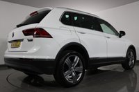 USED 2016 66 VOLKSWAGEN TIGUAN 2.0 TDI BlueMotion Tech SEL SUV 5dr Diesel Manual 4Motion Euro 6 (s/s) (150 ps) 8 stamp SERVICE HISTORY - 2 KEYS - 3 OWNERS