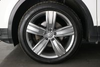 USED 2016 66 VOLKSWAGEN TIGUAN 2.0 TDI BlueMotion Tech SEL SUV 5dr Diesel Manual 4Motion Euro 6 (s/s) (150 ps) 8 stamp SERVICE HISTORY - 2 KEYS - 3 OWNERS