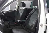 USED 2016 66 VOLKSWAGEN TIGUAN 2.0 TDI BlueMotion Tech SEL SUV 5dr Diesel Manual 4Motion Euro 6 (s/s) (150 ps) 8 stamp SERVICE HISTORY - 2 KEYS - 3 OWNERS