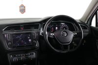 USED 2016 66 VOLKSWAGEN TIGUAN 2.0 TDI BlueMotion Tech SEL SUV 5dr Diesel Manual 4Motion Euro 6 (s/s) (150 ps) 8 stamp SERVICE HISTORY - 2 KEYS - 3 OWNERS